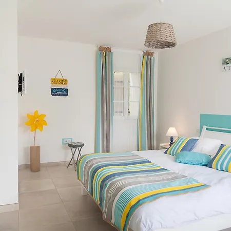 Le Soleil Et Les Etoiles Bed & Breakfast Saint-Sauveur-d'Aunis