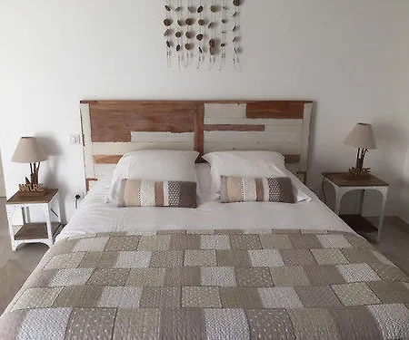 Le Soleil Et Les Etoiles Bed & Breakfast Saint-Sauveur-d'Aunis